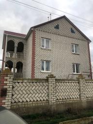 07/02/25 Продається великий 2 поверховий будинок в тихому та зручному місці (№485)