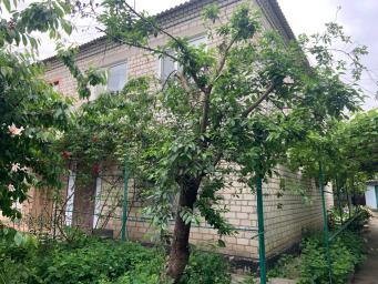 13.06.2026   Продаж 4 кімнатної квартири в котеджному приміщенні з власним двориком + гараж